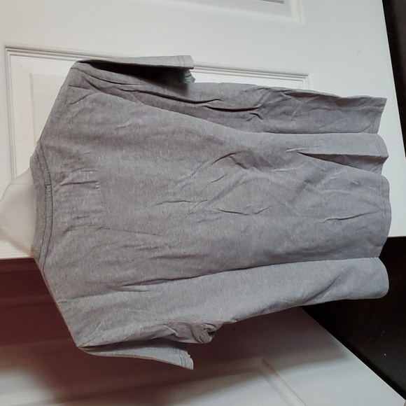 American Eagle T-Shirt - Picture 3 of 3